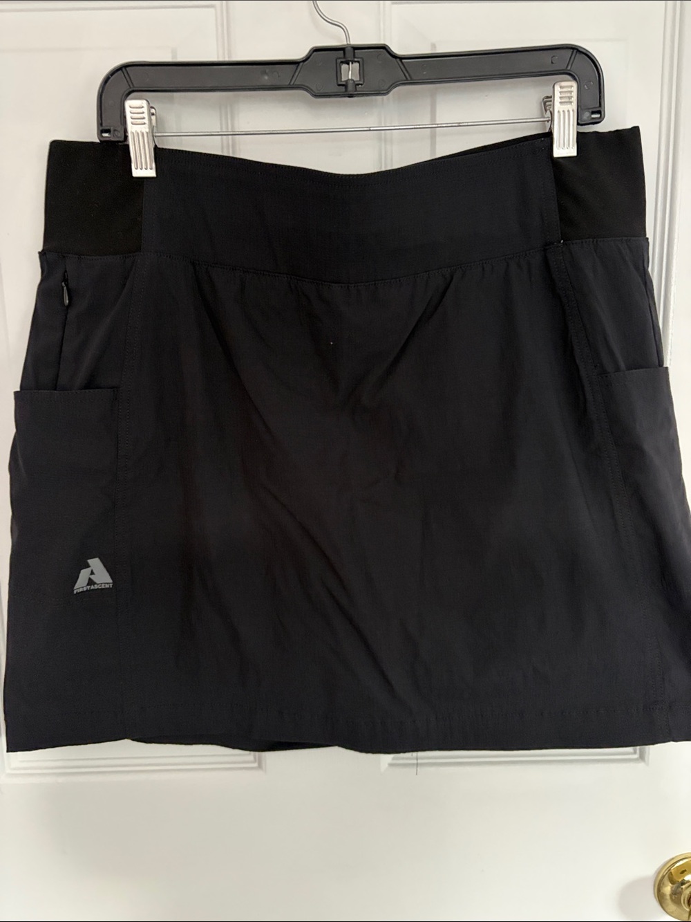 Eddie Bauer Athletic Black Mini Skort with Side Pockets